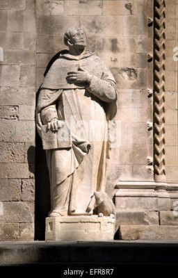 italy-abruzzi-chieti-cathedral-basilica-of-st-justin-statue-of-the-efr8r7.jpg