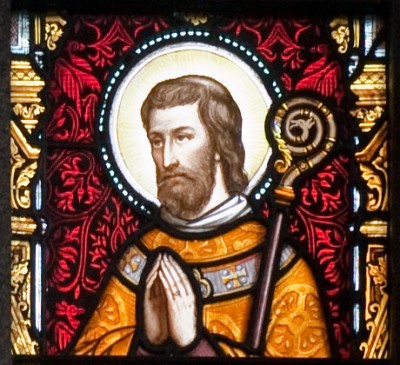 Enniscorthy_St._Aidan's_Cathedral_East_Aisle_Fifth_Window_Saint_Aidan_Detail_2009_09_28.jpg