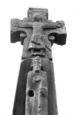 800px-Dysert_cross.jpg