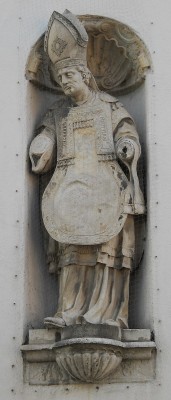 800px-2010_Willibald_Handschuher-Figur_Spitalkirche_Eichstätt.JPG