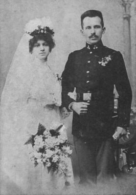 Emilia_and_Karol_Wojtyla_wedding_portrait.jpg